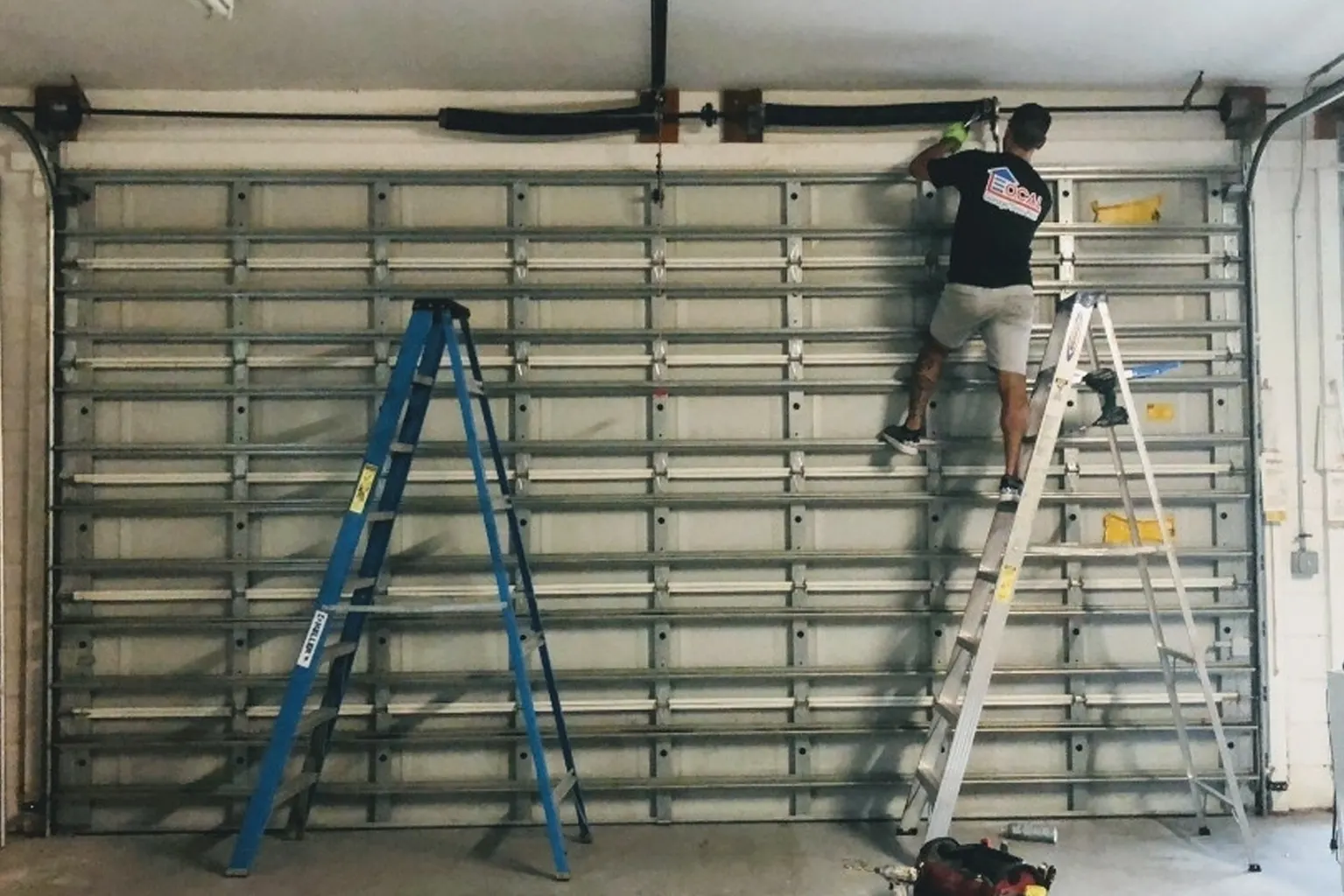 commercial garage doors repairs